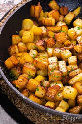 How To Make Perfect Skillet Breakfast Potatoes At Home - TheFoodieBlogger