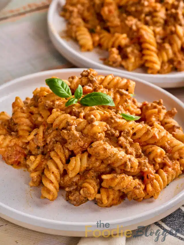 Creamy Beef Pasta: A Family-Favorite Recipe Ready in 30 Minutes!