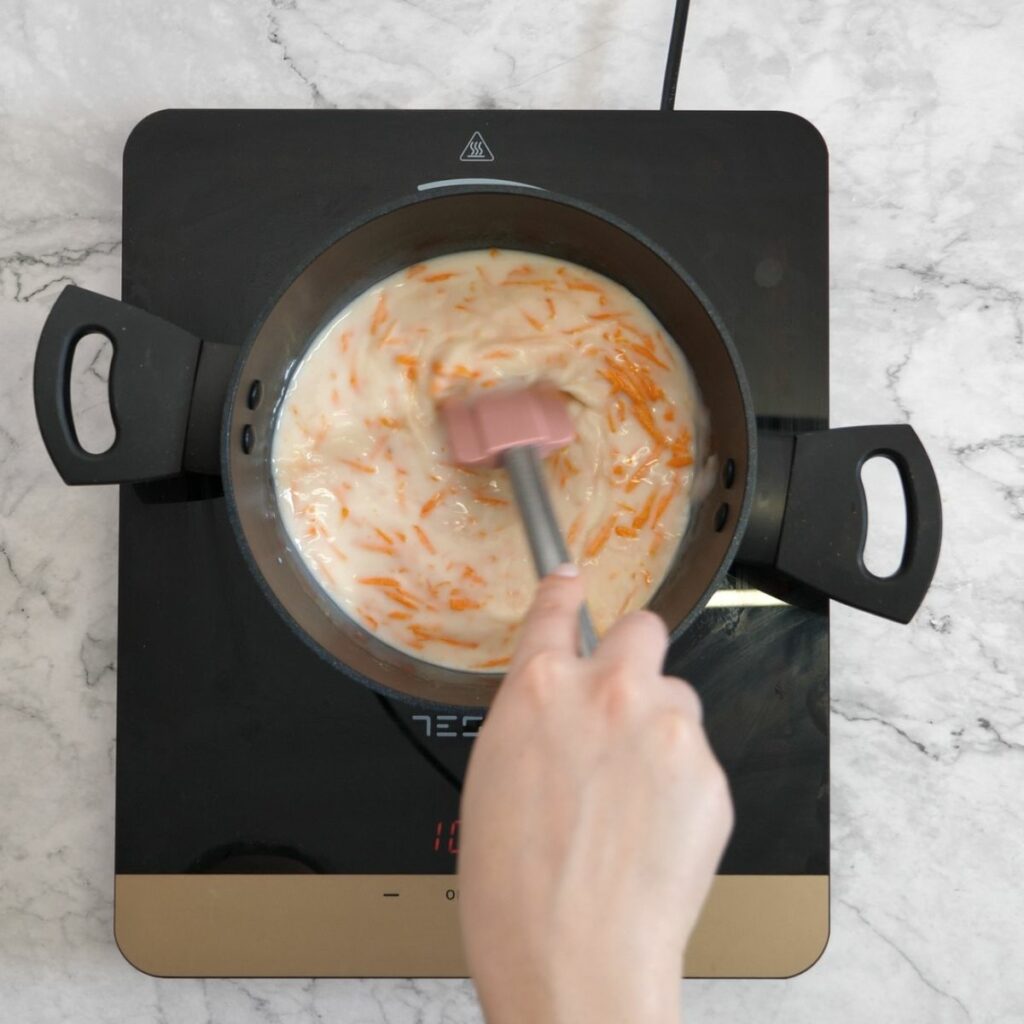 thefoodieblogger how to make carrot cake oatmeal 1