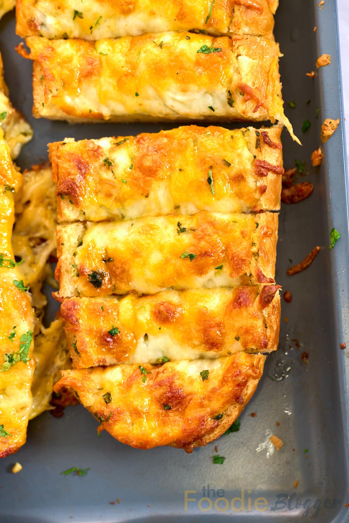 Cheesy Garlic Bread 9 thefoodieblogger cheesy garlic bread 4