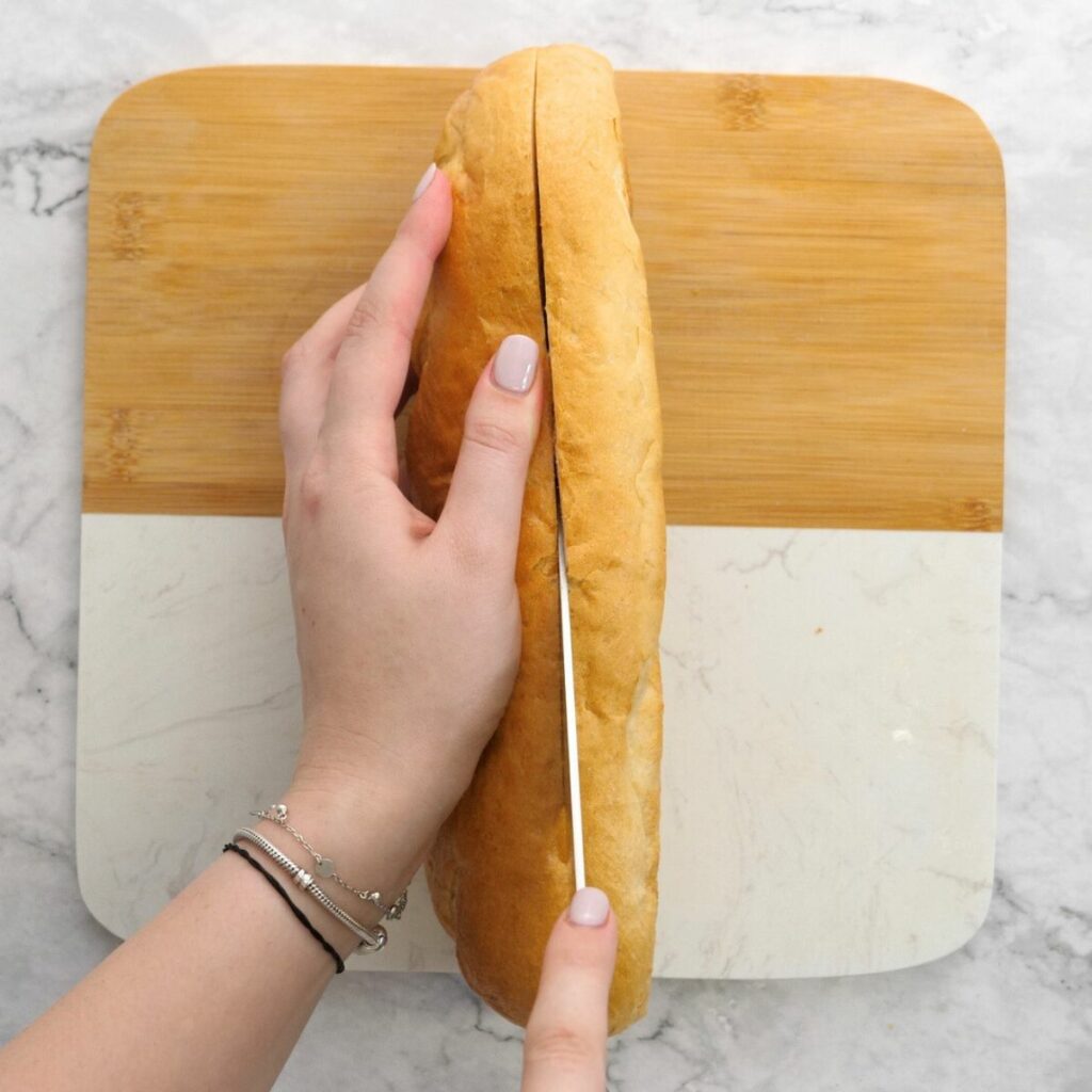 Cheesy Garlic Bread 6 thefoodieblogger how to make Cheesy Garlic Bread 3