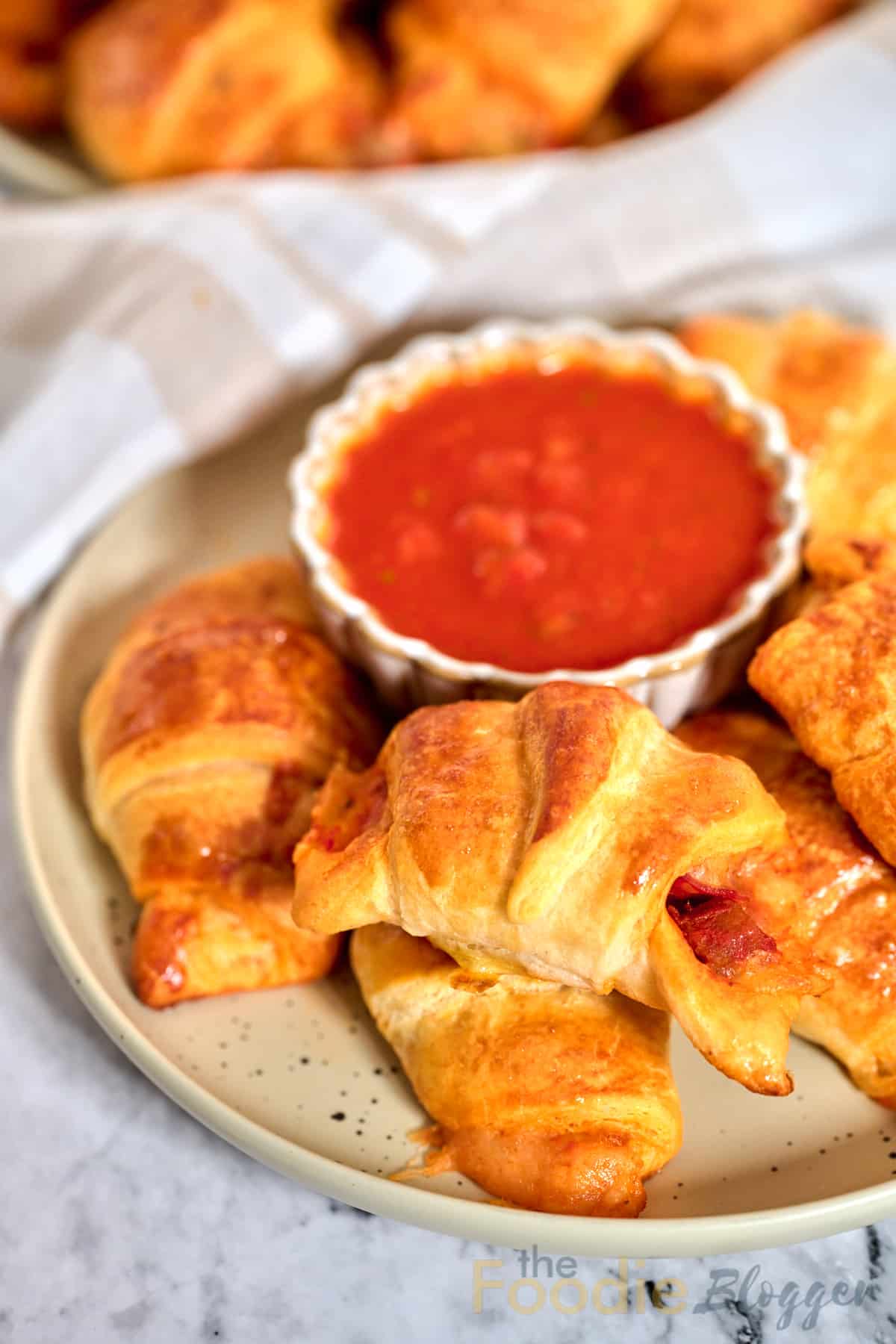 pepperoni rolls with crescent rolls