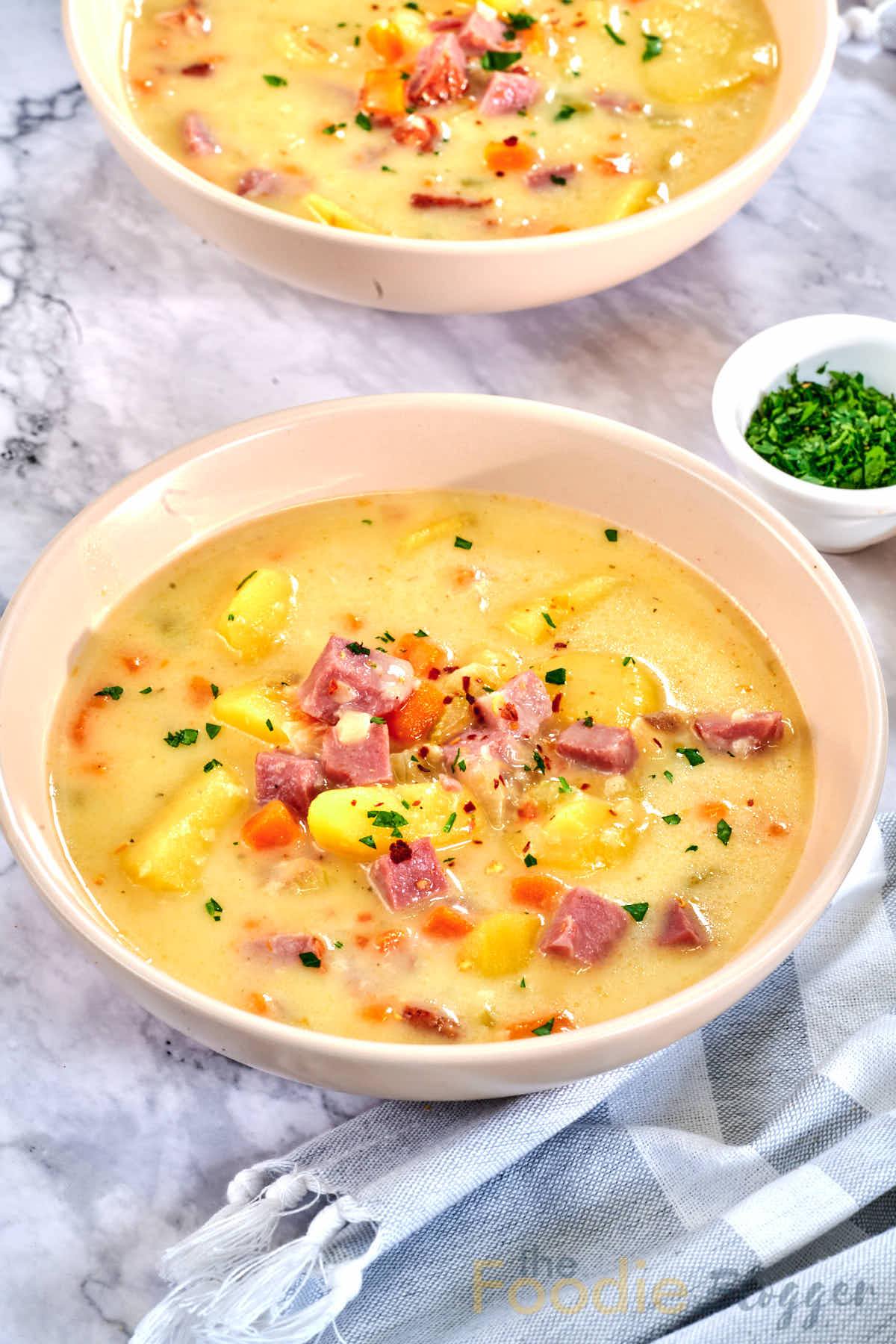 Creamy Ham and Potato Soup 4 thefoodieblogger ham and potato soup 3