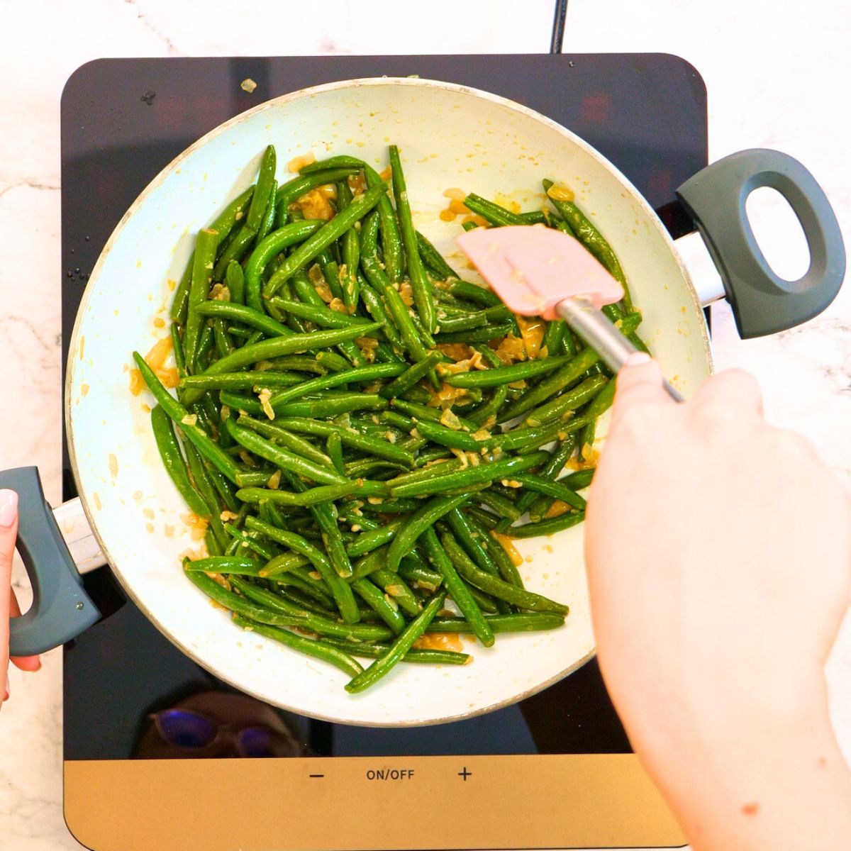 Easy 10-Minute Sautéed Green Beans Recipe 5 thefoodieblogger how to make sauteed green beans 1