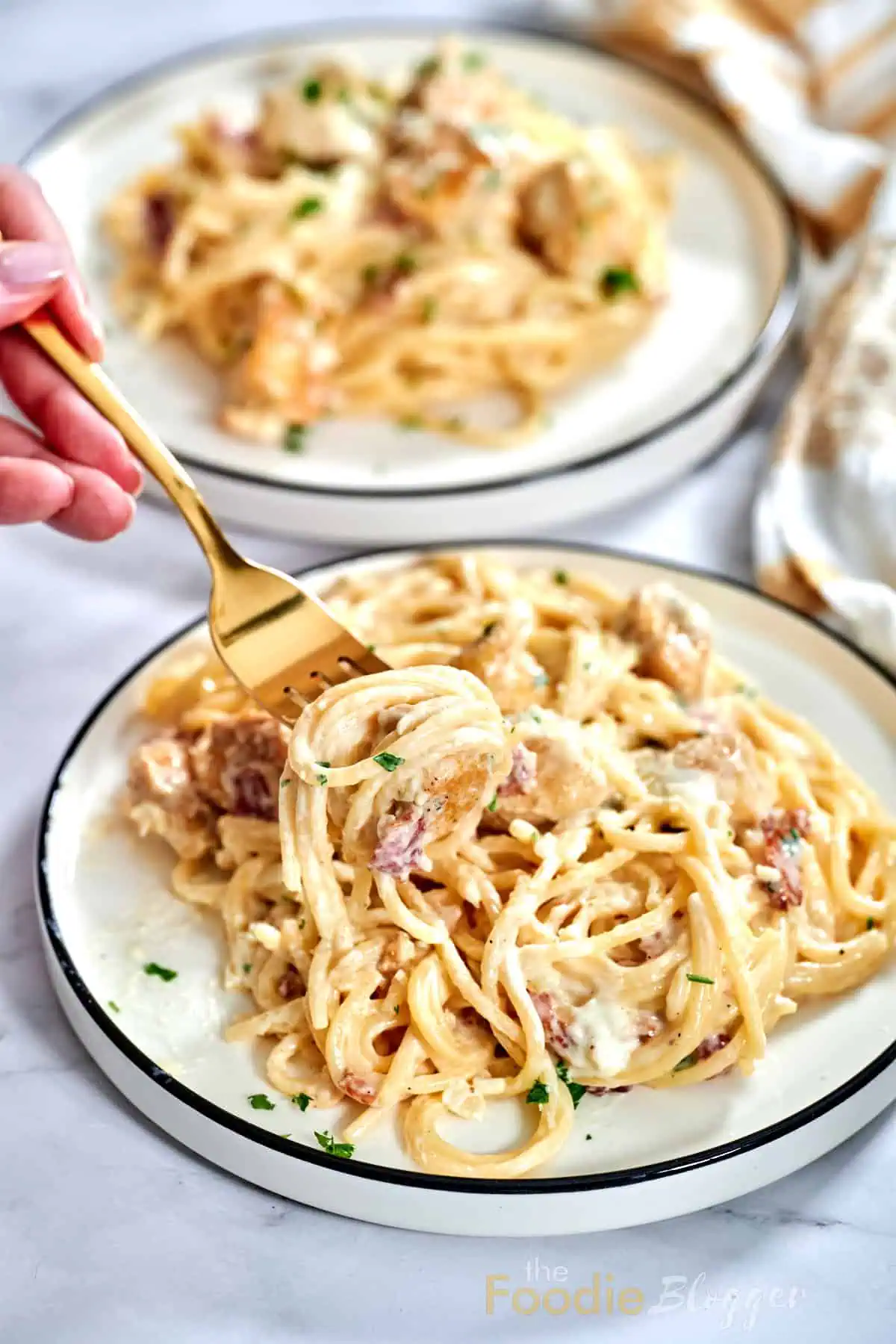 the best chicken carbonara pasta